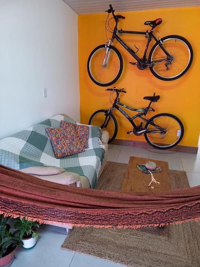 Casinha Aconchegante No Centro De Bonito I Tv, Ar-Condicionado, Bicicletas, Rede, Cozinha E Wi-Fi 20Mb Villa Kültér fotó
