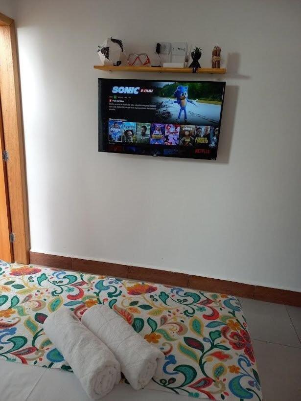 Casinha Aconchegante No Centro De Bonito I Tv, Ar-Condicionado, Bicicletas, Rede, Cozinha E Wi-Fi 20Mb Villa Kültér fotó
